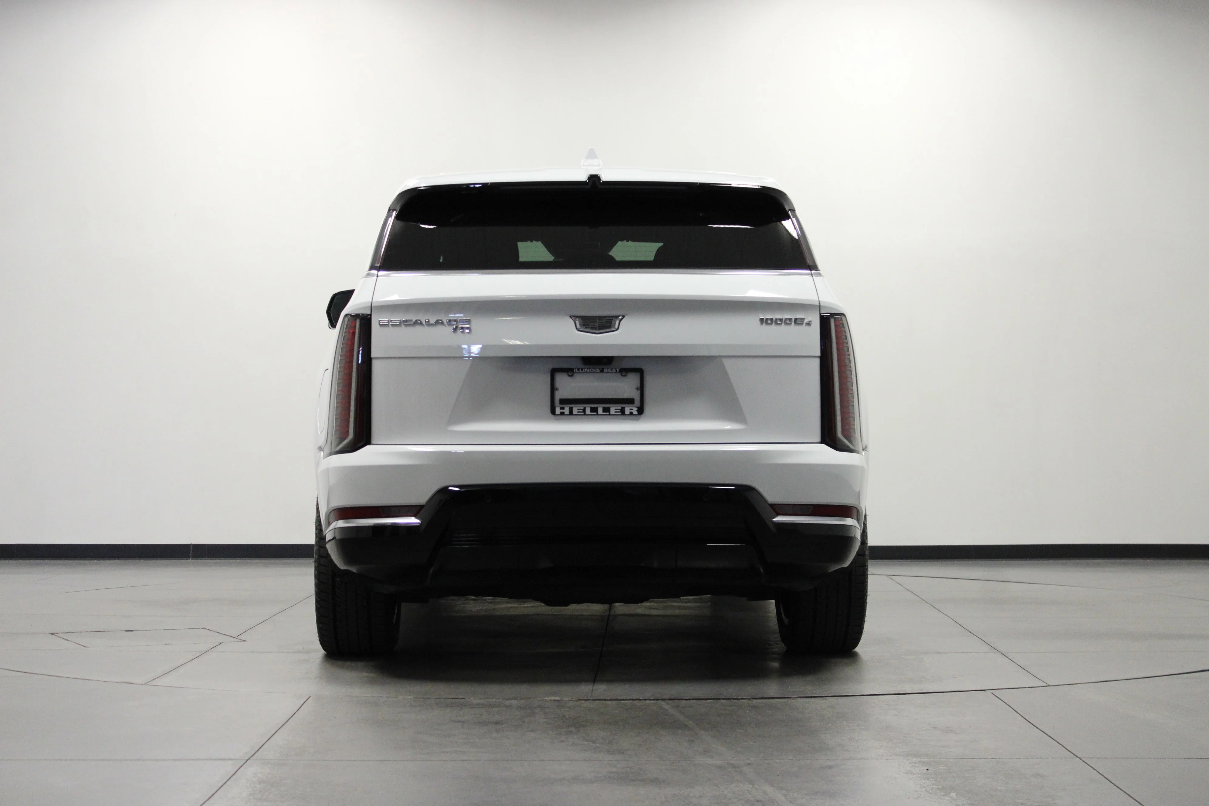 Used 2025 Summit White Cadillac Luxury 2 image 5