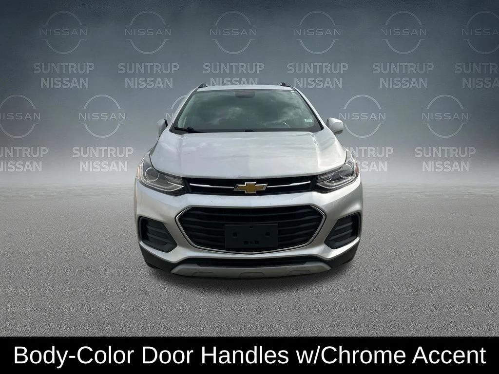Used 2017 Silver Chevrolet LT image 10