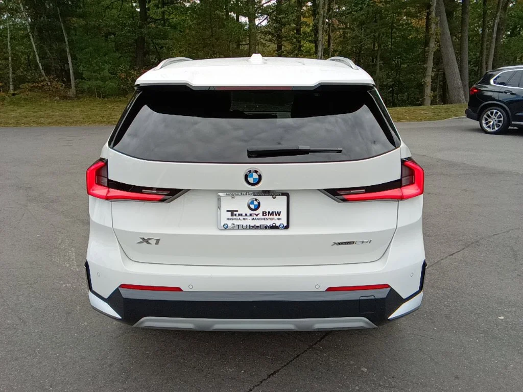 Certified Used 2023 White BMW xDrive28i image 9