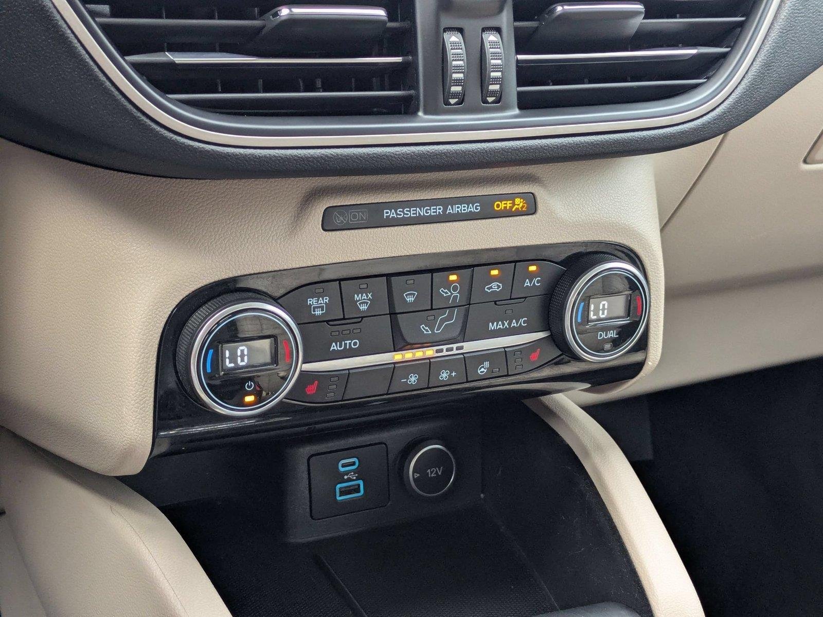 Used 2021 Star White Metallic Tri-Coat FORD  image 23