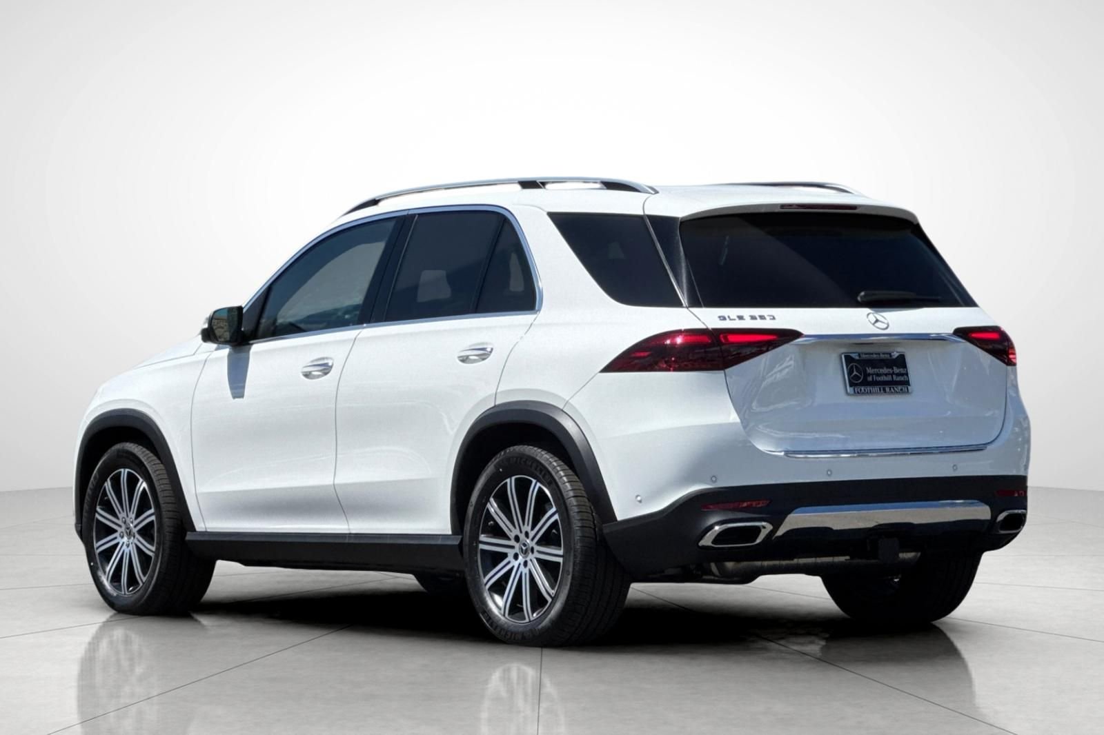 New 2026 Polar White Mercedes-Benz GLE 350 image 13
