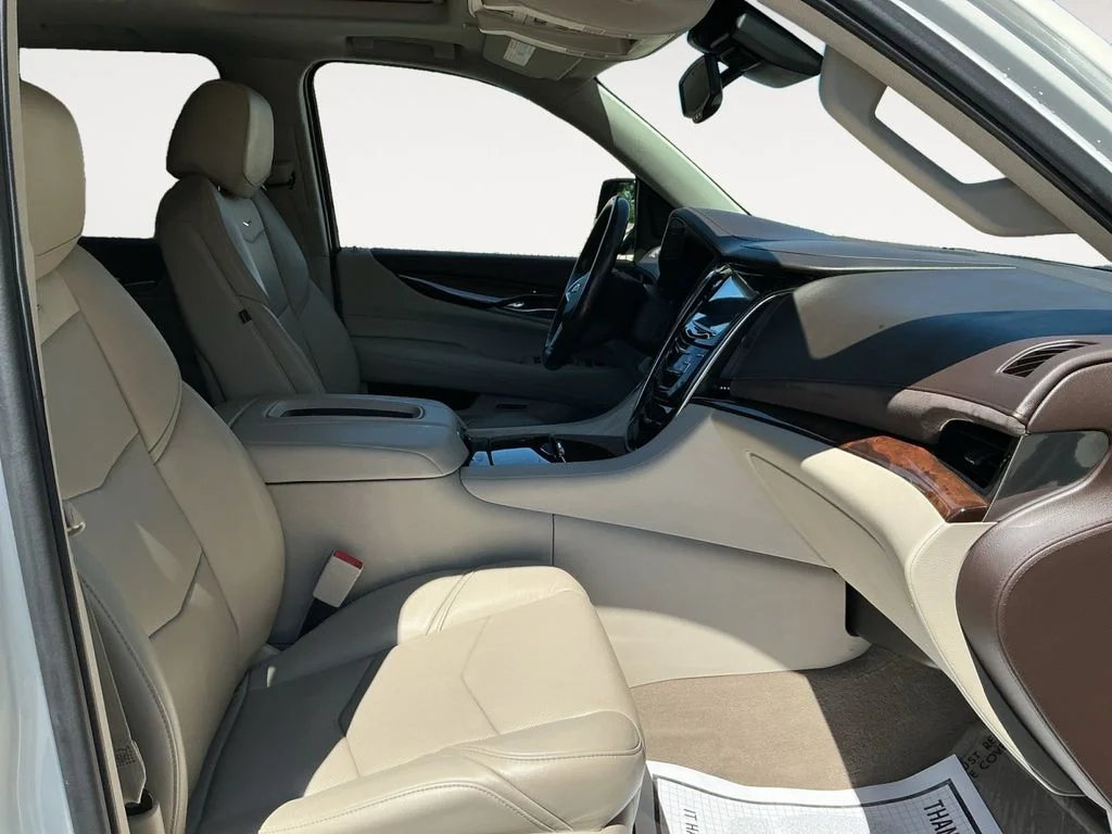 Used 2015 White Cadillac Premium image 15
