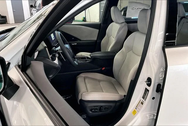 2026 Lexus TX 350 Luxury - Photo 9