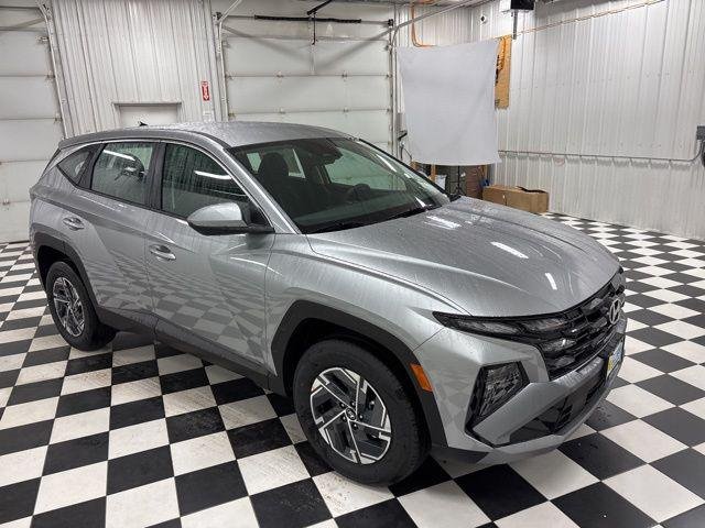 New 2026 Silver Hyundai Blue image 2