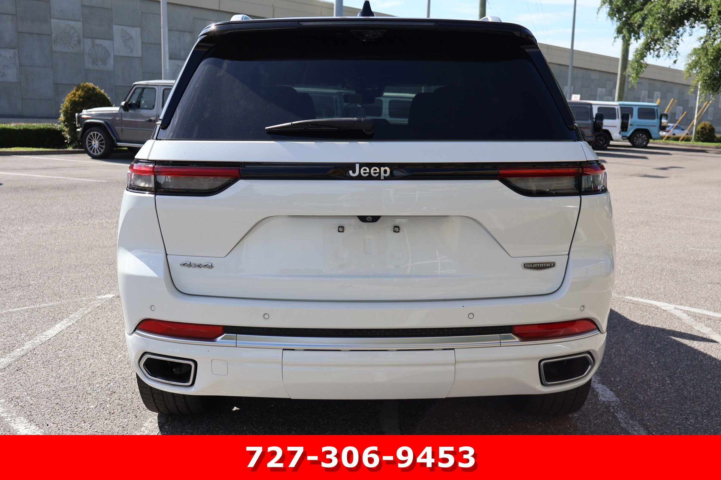 Used 2022 Bright White Clearcoat Jeep Summit Reserve image 8