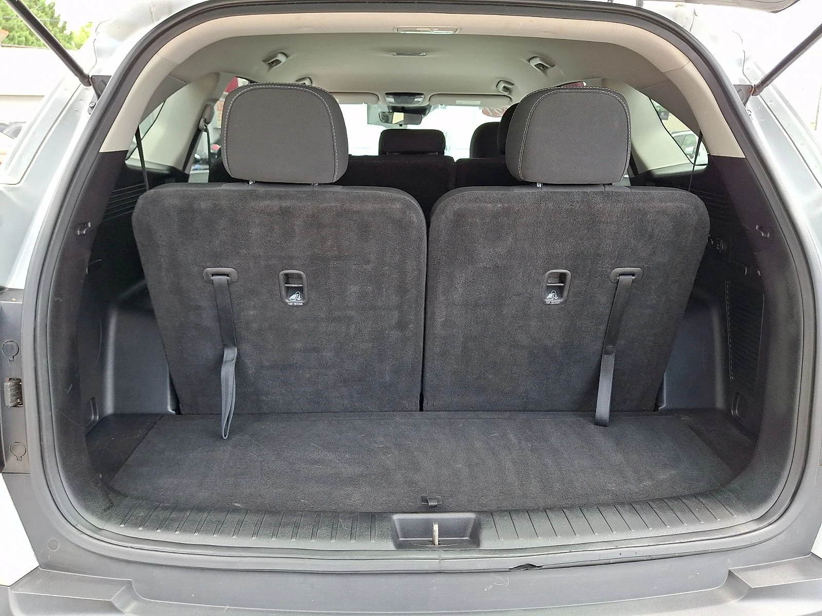 Used 2021 Silver Kia LX image 27