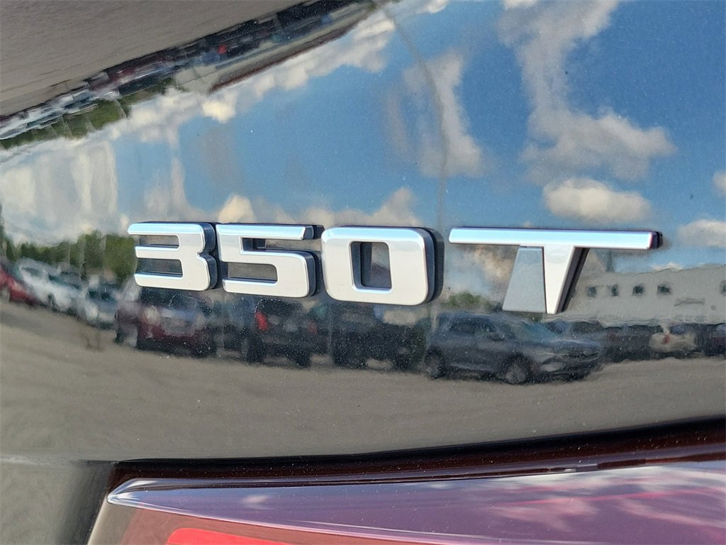 2023 Cadillac XT4 Premium Luxury photo 4