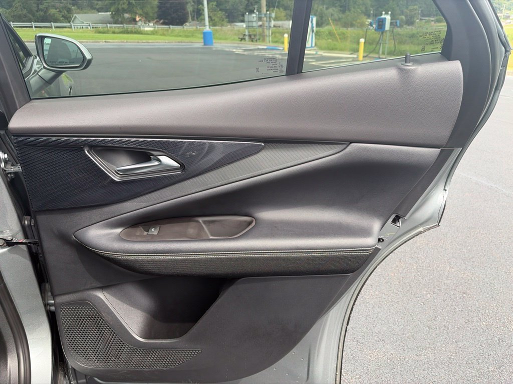 Used 2024 Sterling Gray Metallic Chevrolet LT image 40
