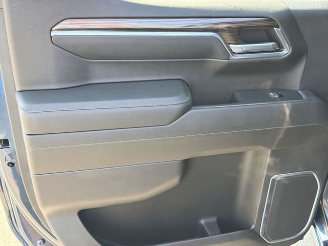 Used 2022 Blue Chevrolet RST image 19