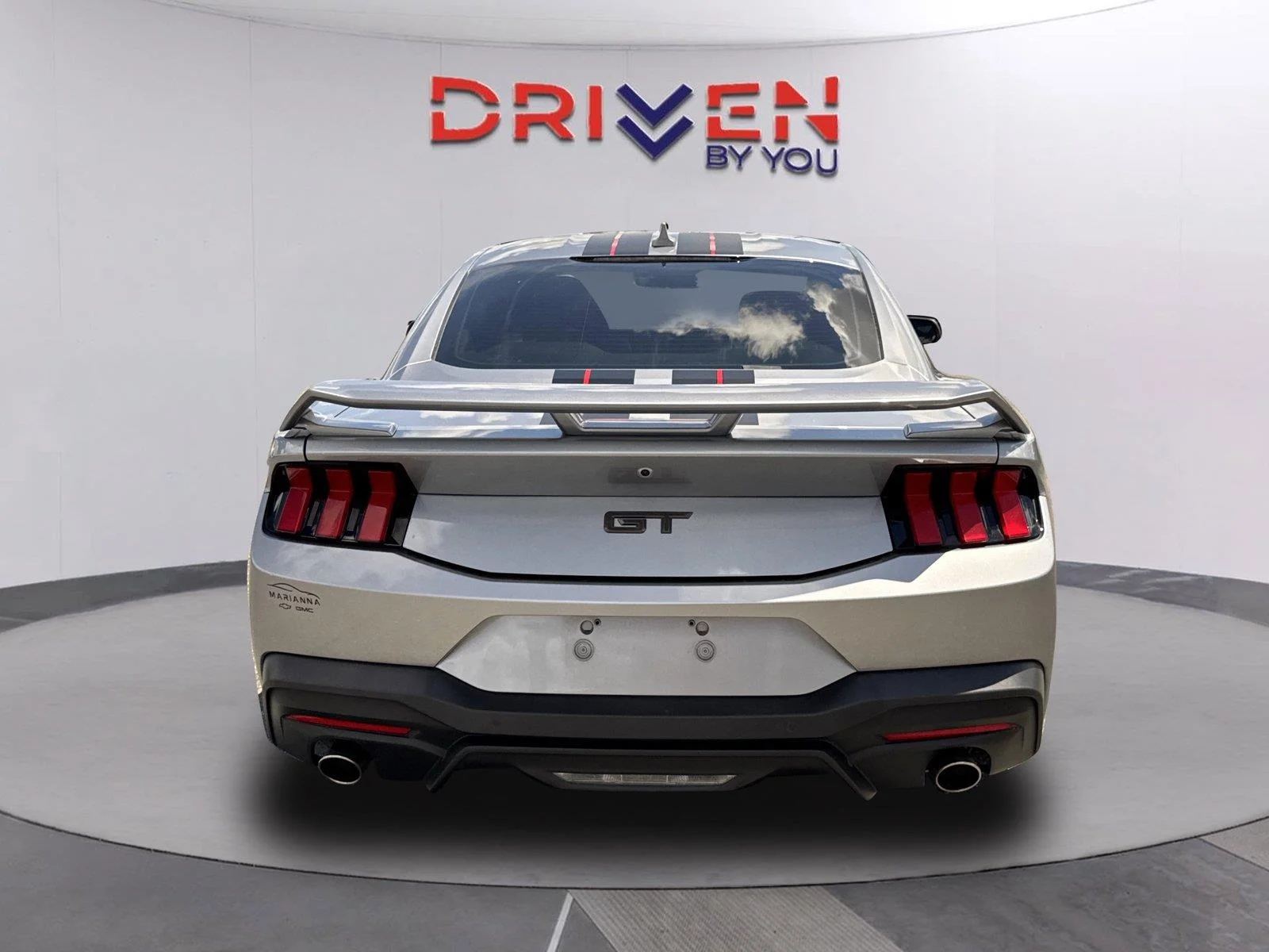 Used 2024 Iconic Silver Ford GT Premium image 5