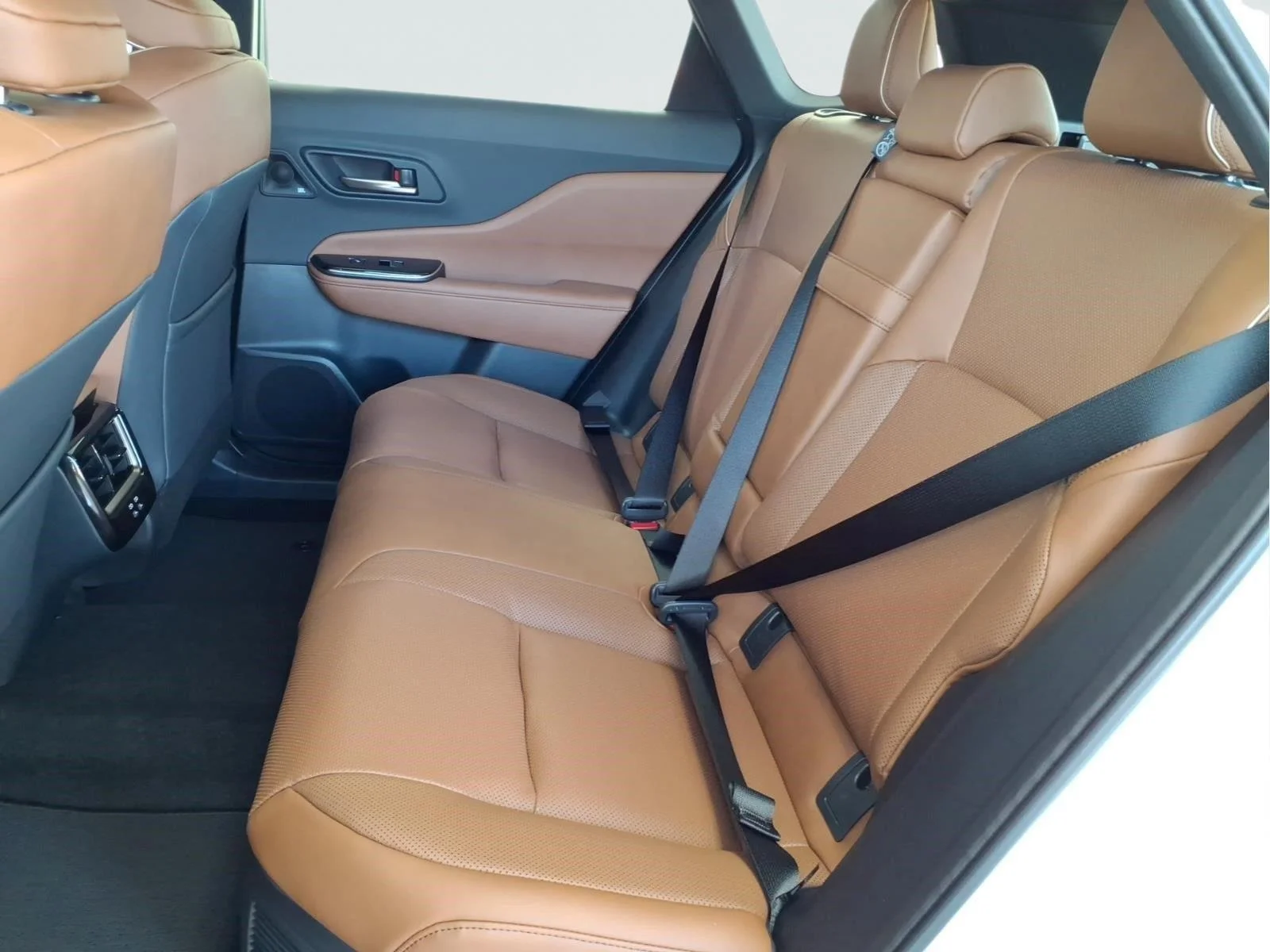 New 2026 Oxygen White Toyota Limited image 11