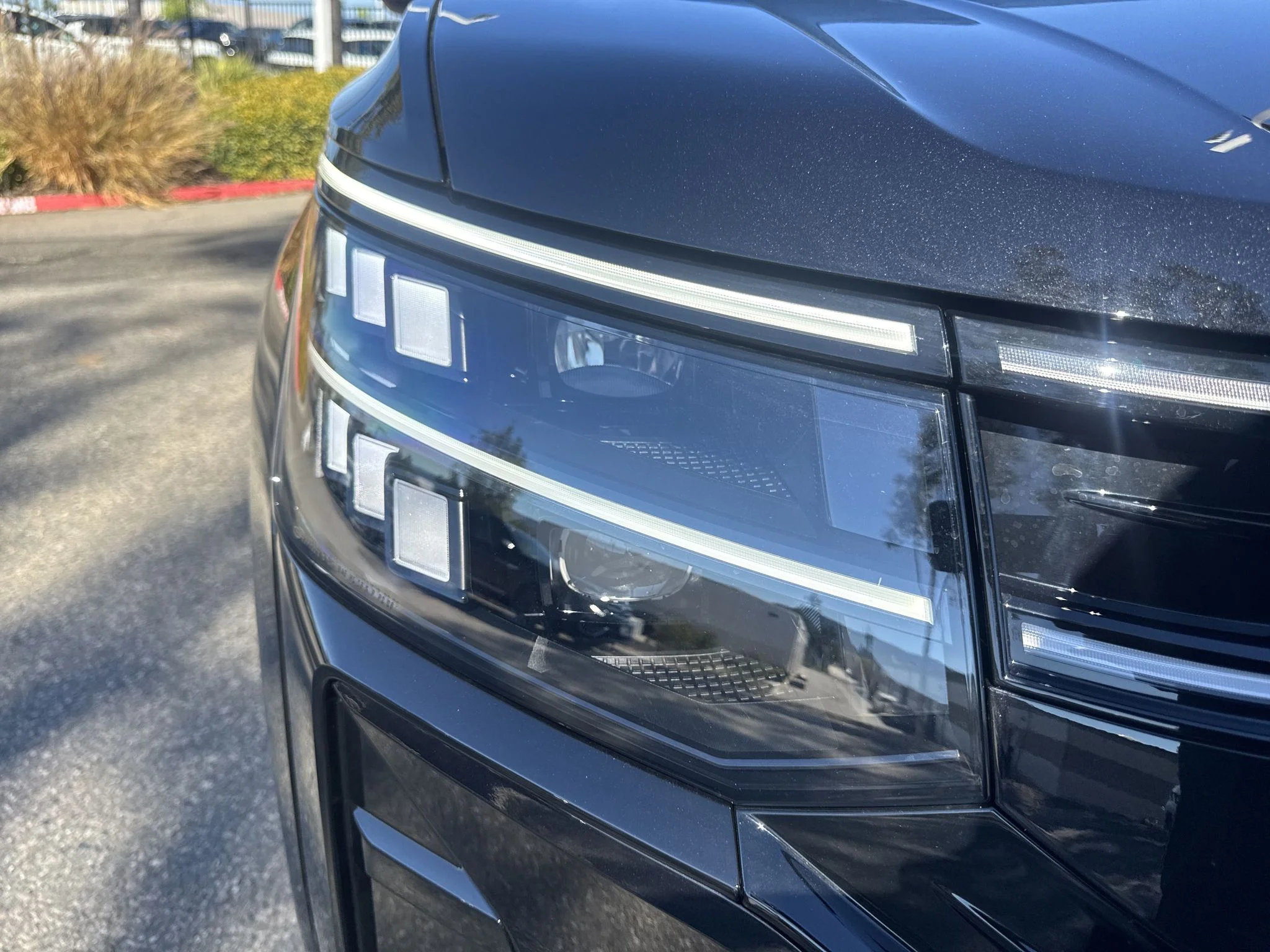 New 2027 Deep Black Pearl Volkswagen SE w/Technology image 9