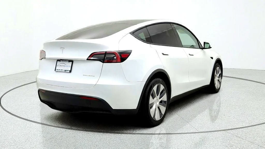 Used 2023 Pearl White Multi-Coat Tesla Long Range AWD image 5