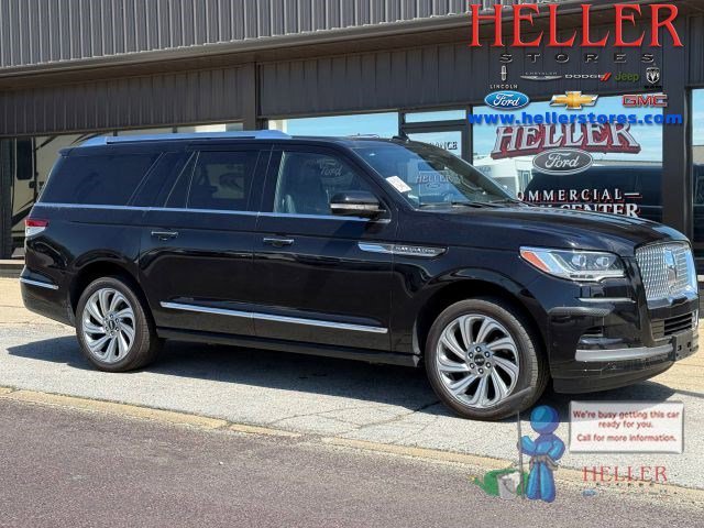 2024 Lincoln Navigator Premiere L 4WD's photo