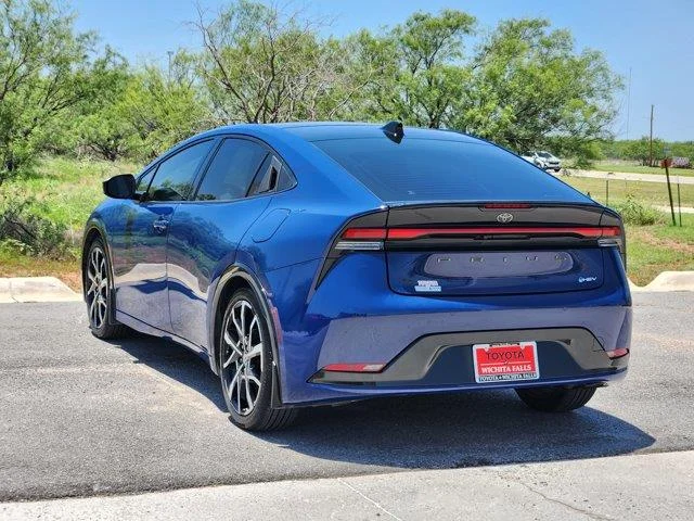 Used 2024 Reservoir Blue Toyota XLE image 5