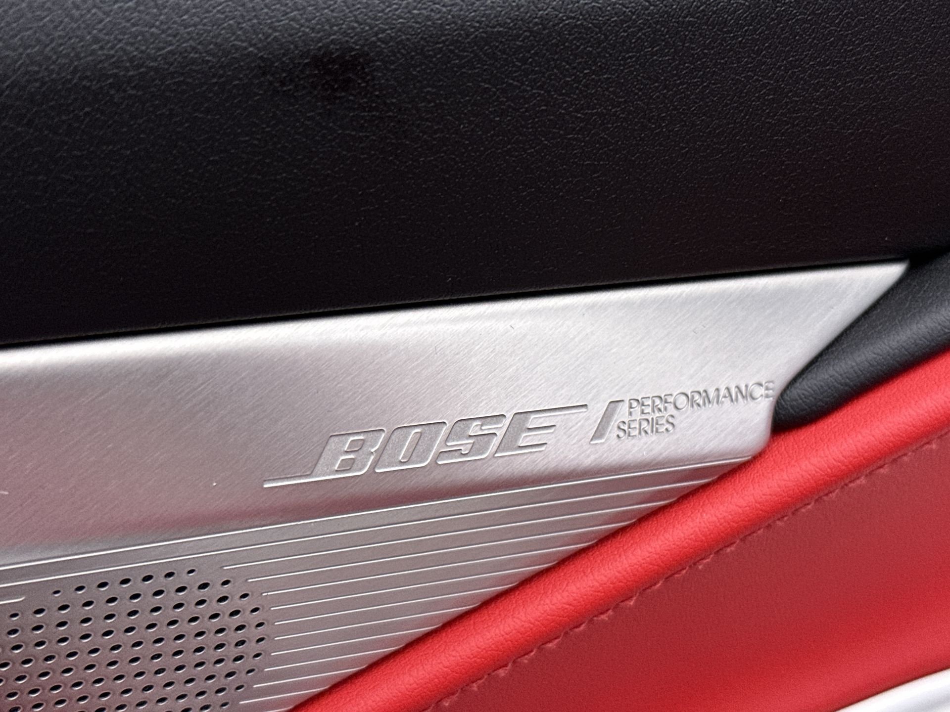 2027 Chevrolet Corvette 2LT - Photo 18