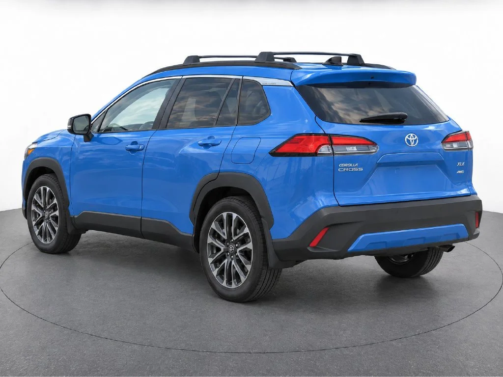 Used 2026 Blue Toyota XLE image 3
