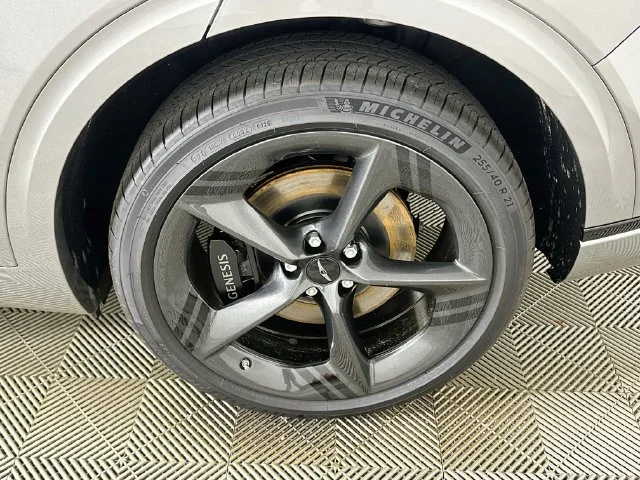 New 2027 Silver Genesis 2.5T Sport Prestige image 23