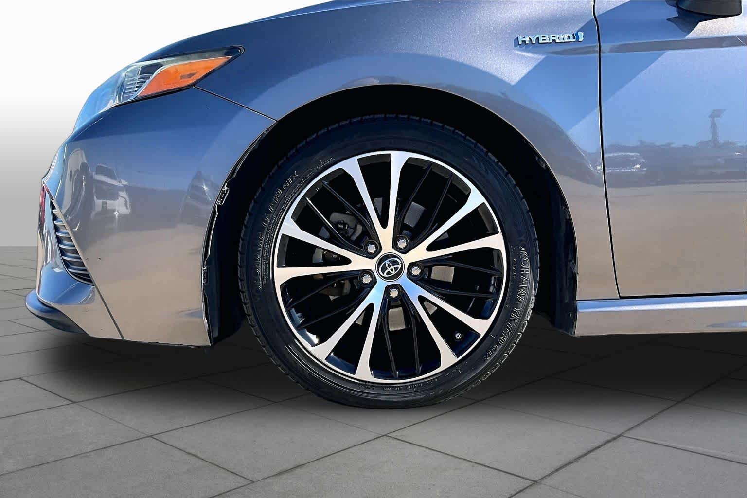 Used 2019 Predawn Gray Mica Toyota Hybrid SE image 11