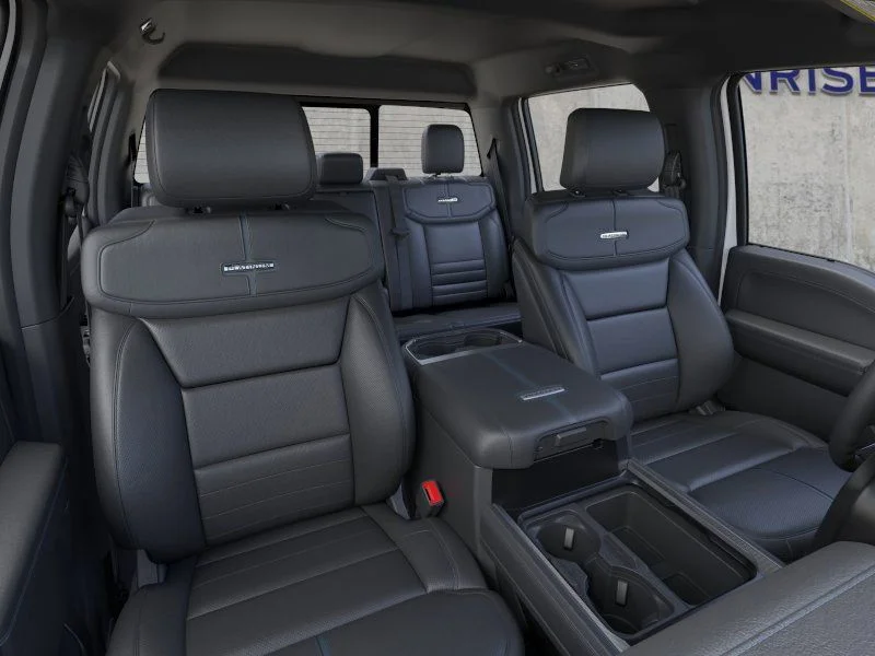 2025 Ford F-250 Super Duty Platinum - Photo 10