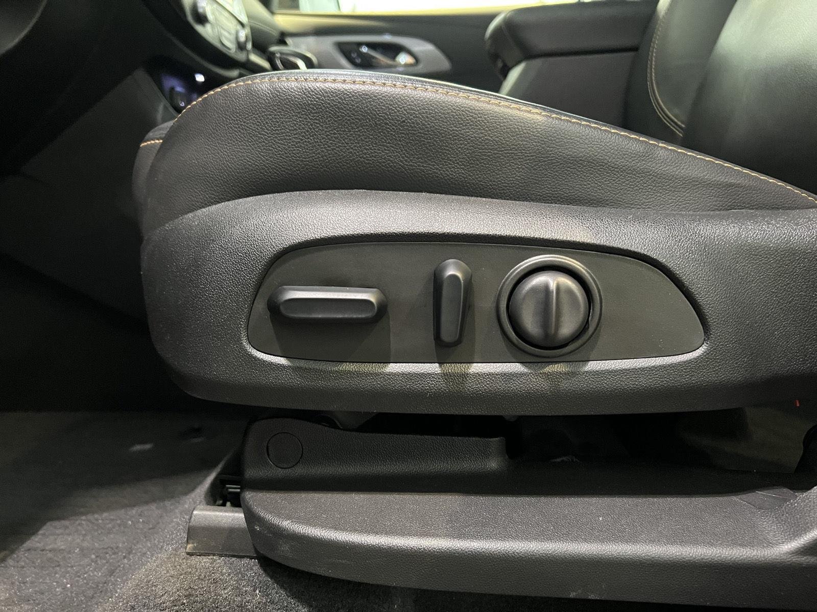 Used 2021 Black Cherry Metallic Chevrolet LT Leather image 14