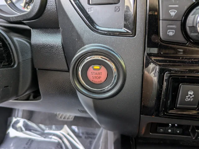 Used 2024 Gray Nissan SV image 26