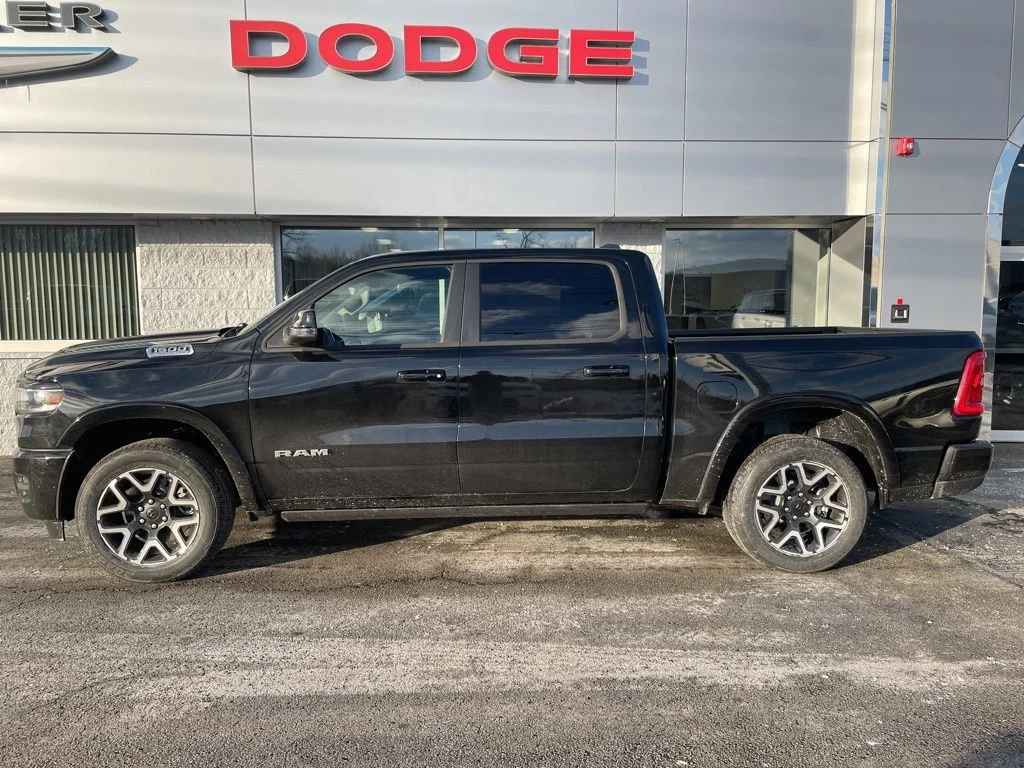 New 2026 Diamond Black Crystal Pearl-Coat Exterior Paint RAM Laramie image 2