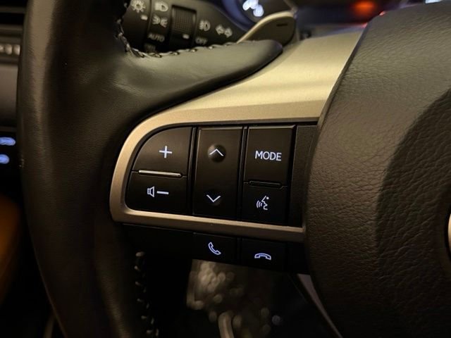 Used 2022 Nori Green Pearl Lexus 350L image 40