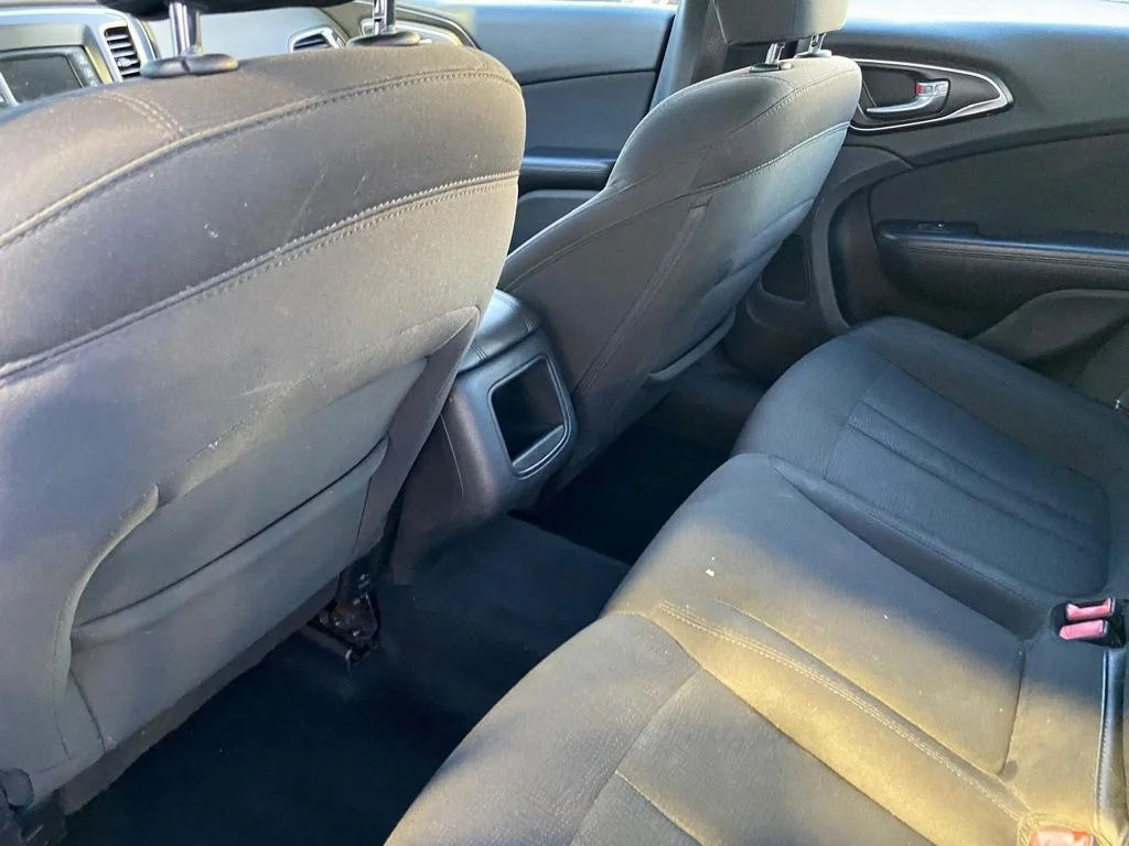 Used 2015 Blue Chrysler Limited image 10