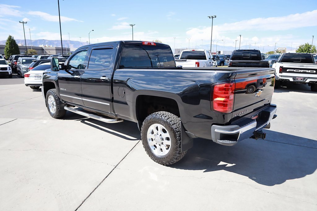 2015 Chevrolet Silverado 2500HD LTZ photo 4