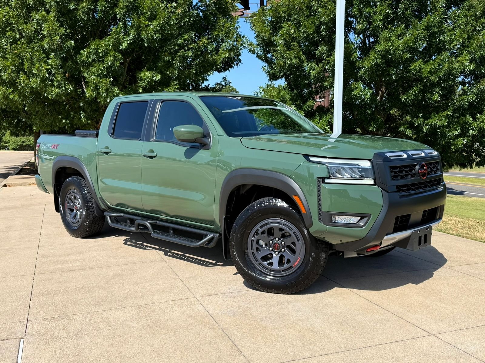 2025 Nissan Frontier