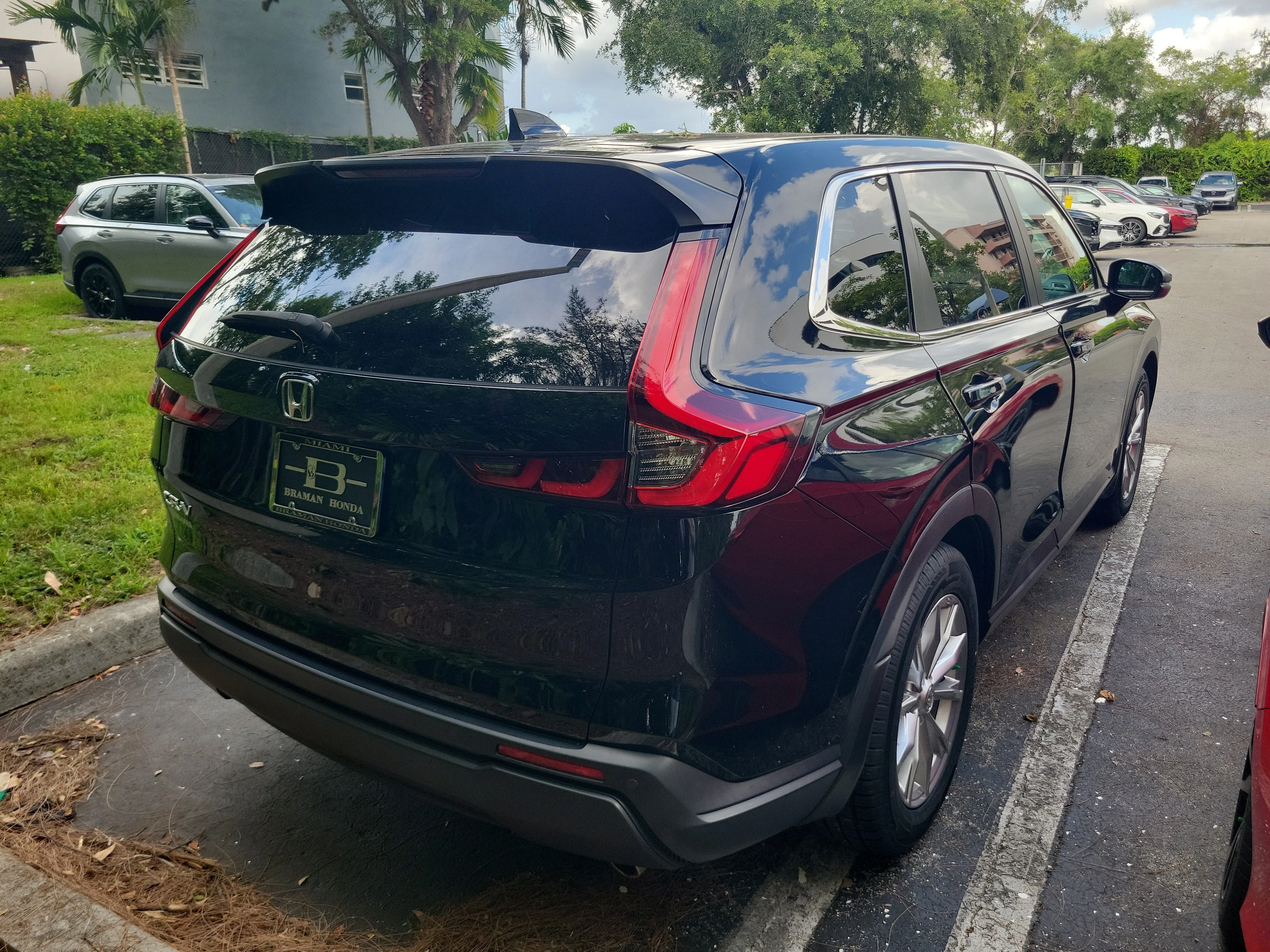2023 Honda CR-V EX-L - Photo 3