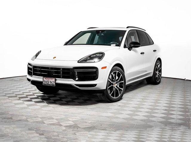 2023 Porsche Cayenne Turbo