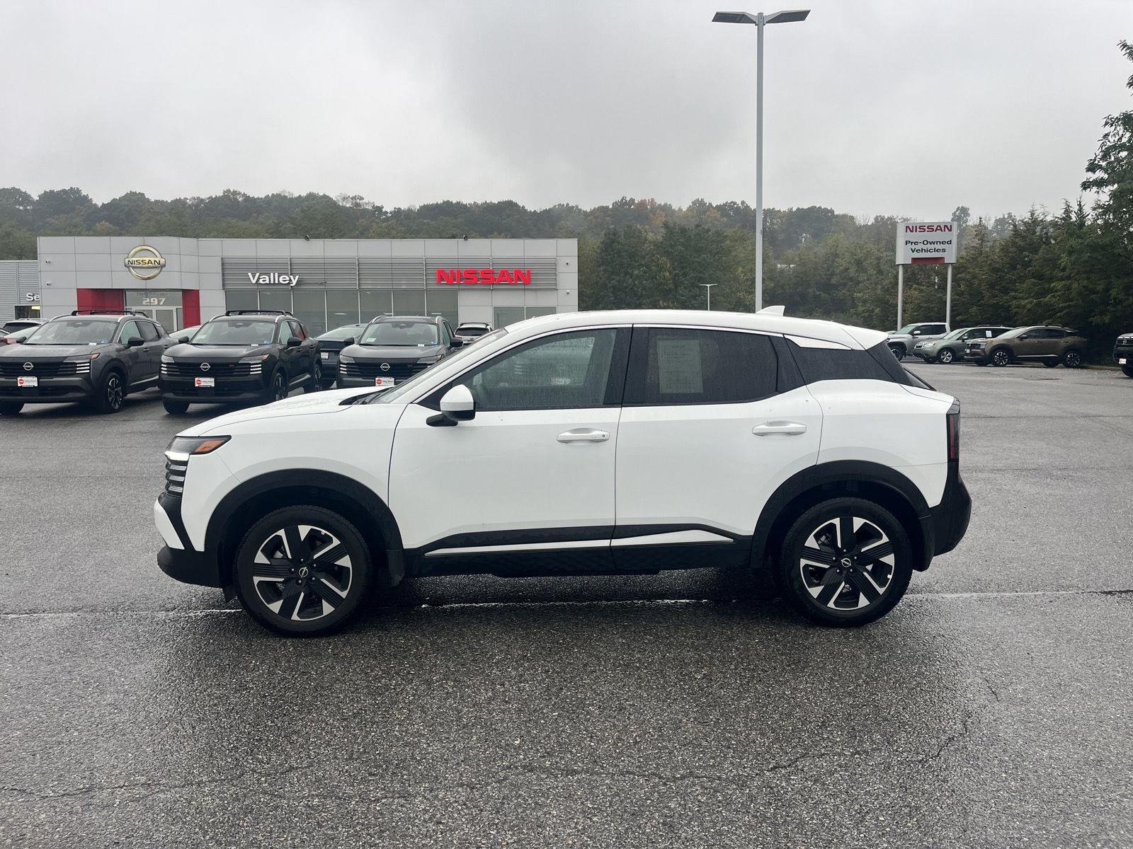 Used 2025 Fresh Powder Nissan SV image 4
