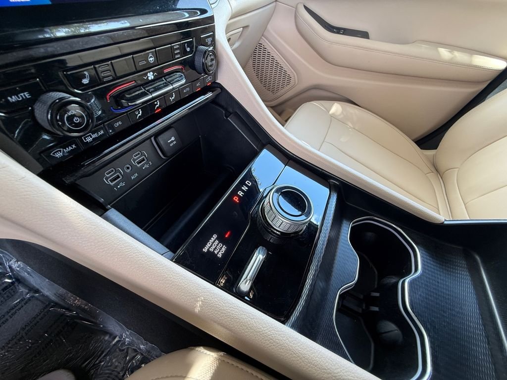 Used 2024 Black Jeep Limited image 22