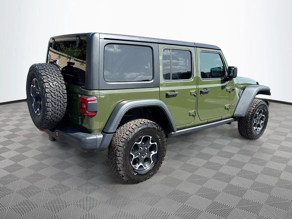 Used 2023 Green Jeep Rubicon image 6