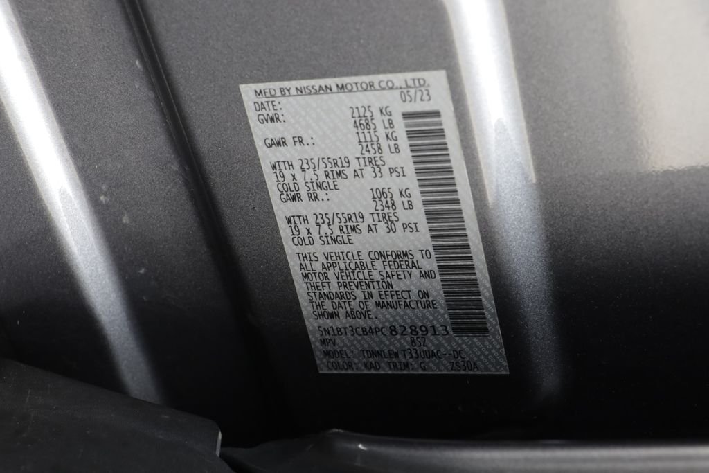 Used 2023 Gun Metallic Nissan SL image 24