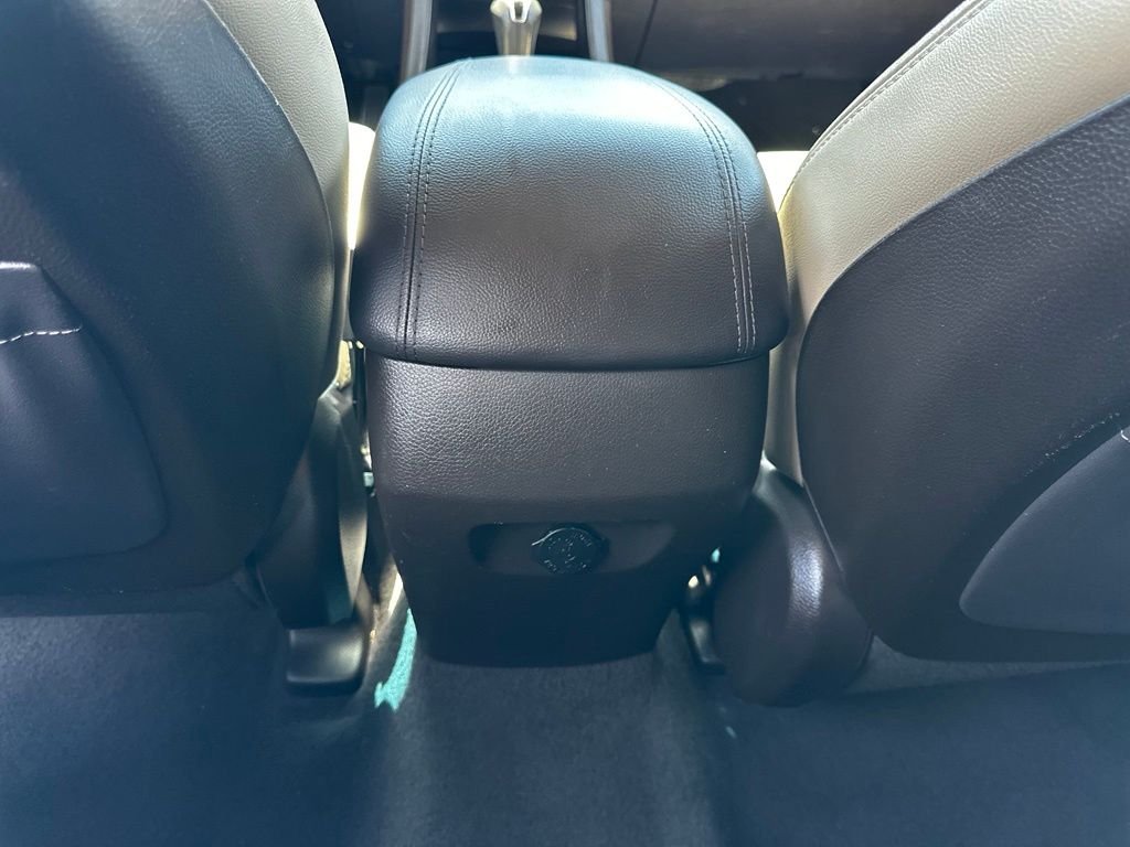Used 2013 White Hyundai 2.0L Turbo image 19
