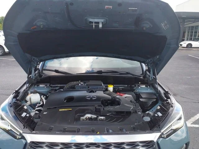 Used 2023 Gray INFINITI LUXE image 6