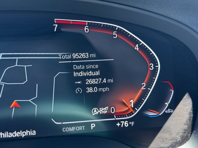 Used 2022 Dark Graphite Metallic BMW xDrive30i image 11
