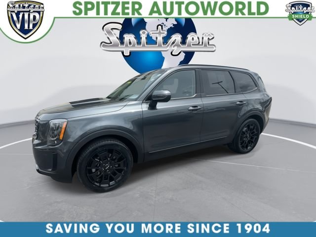 Used 2022 Gray Kia EX image 6