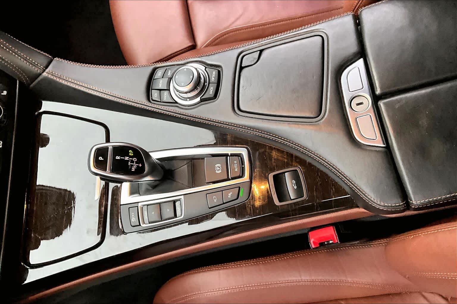 Used 2012 Black Sapphire Metallic BMW 650i image 14
