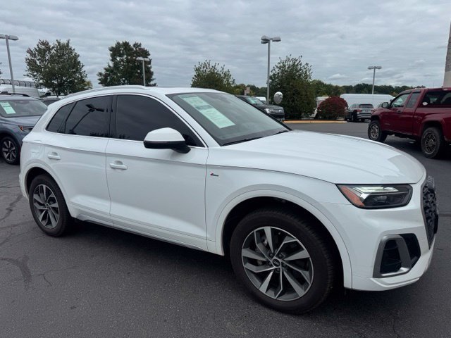 2022 Audi Q5 S line Premium AWD photo