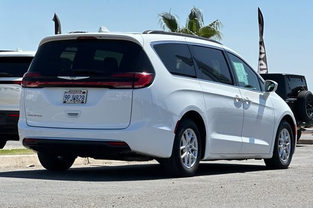 Certified Used 2022 White Chrysler Touring L image 3