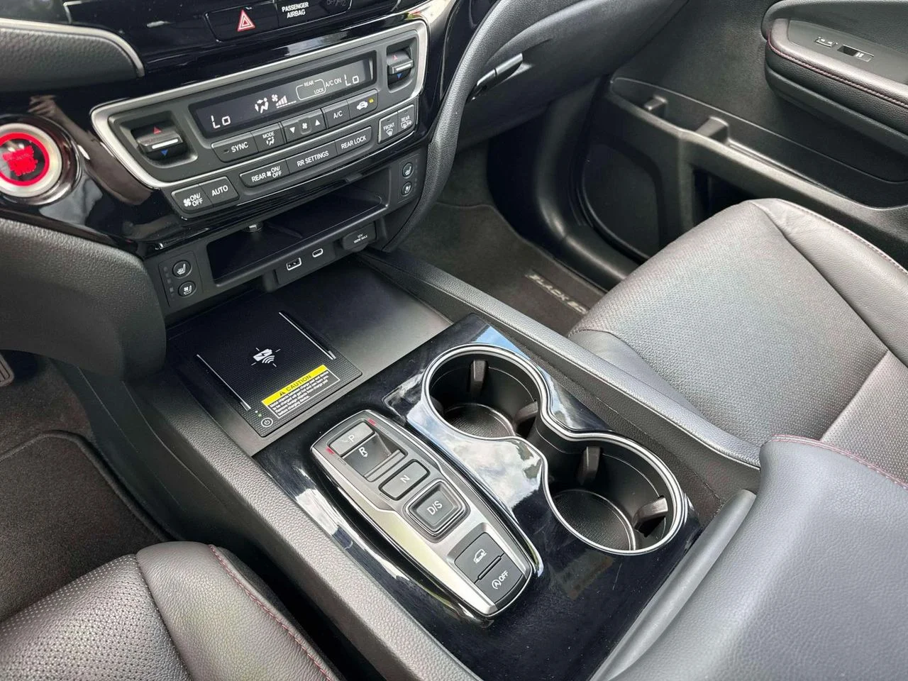 2024 Honda Passport Black Edition - Photo 36