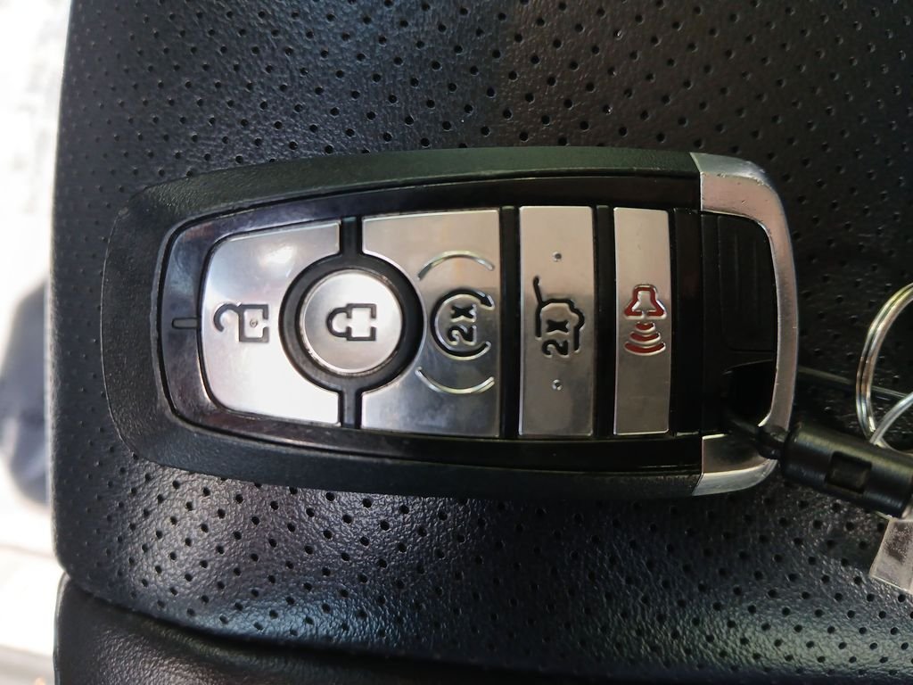 Used 2024 Black Ford XLT image 29