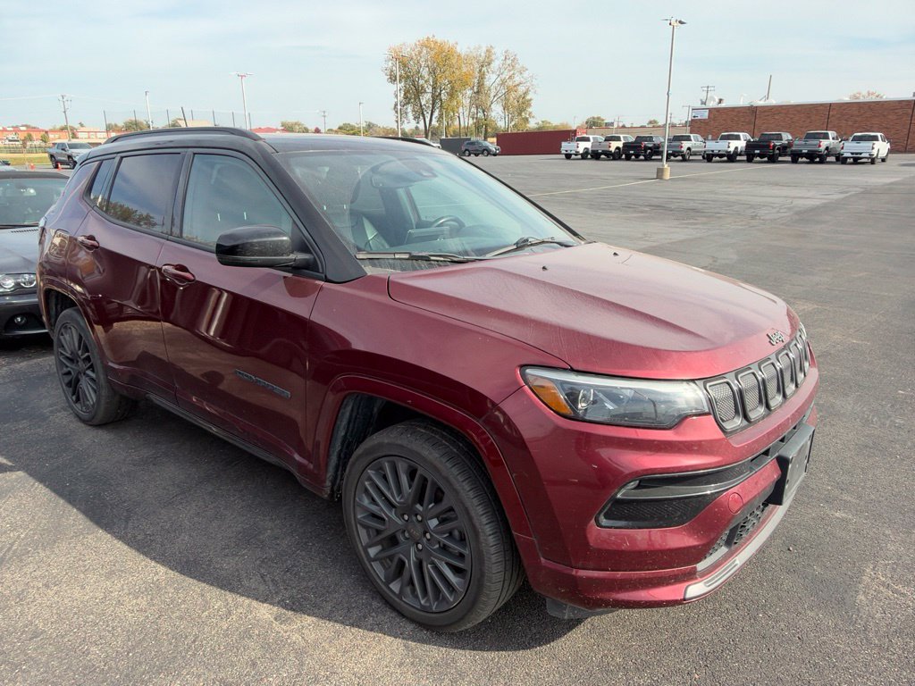Used 2022 Red Jeep High Altitude image 5