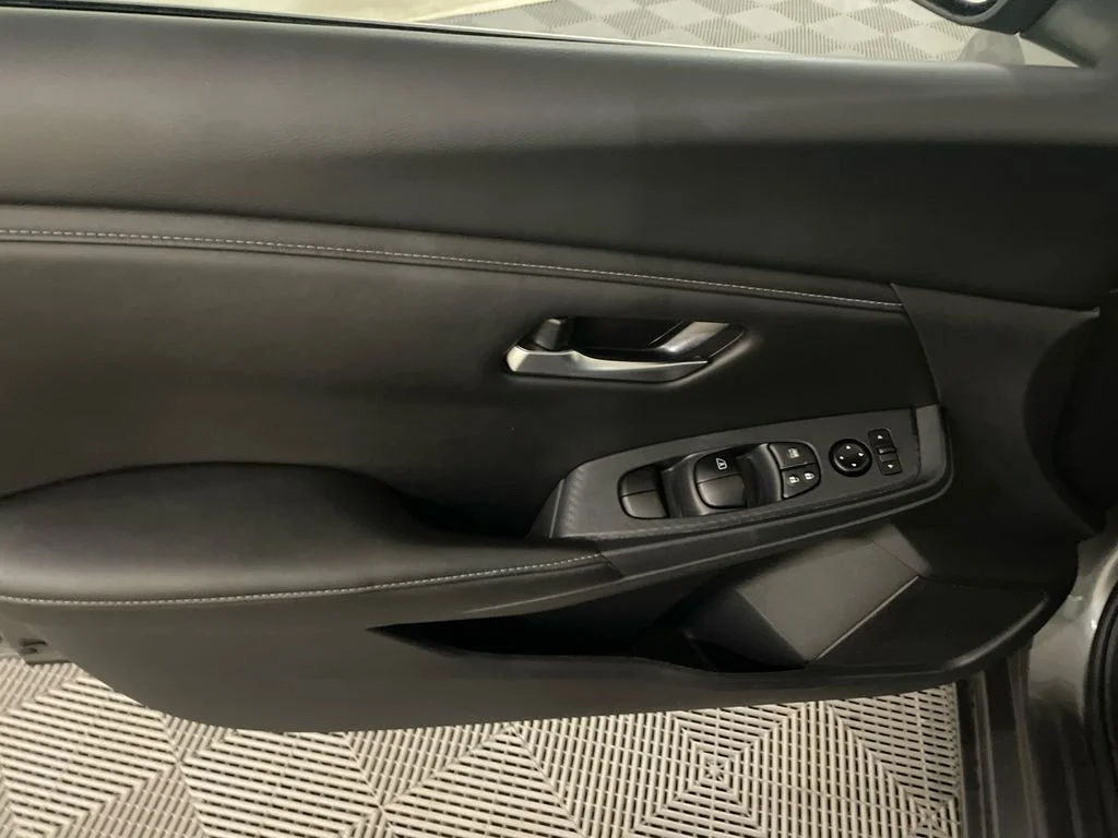 Certified Used 2025 Gun Metallic Nissan SV image 11