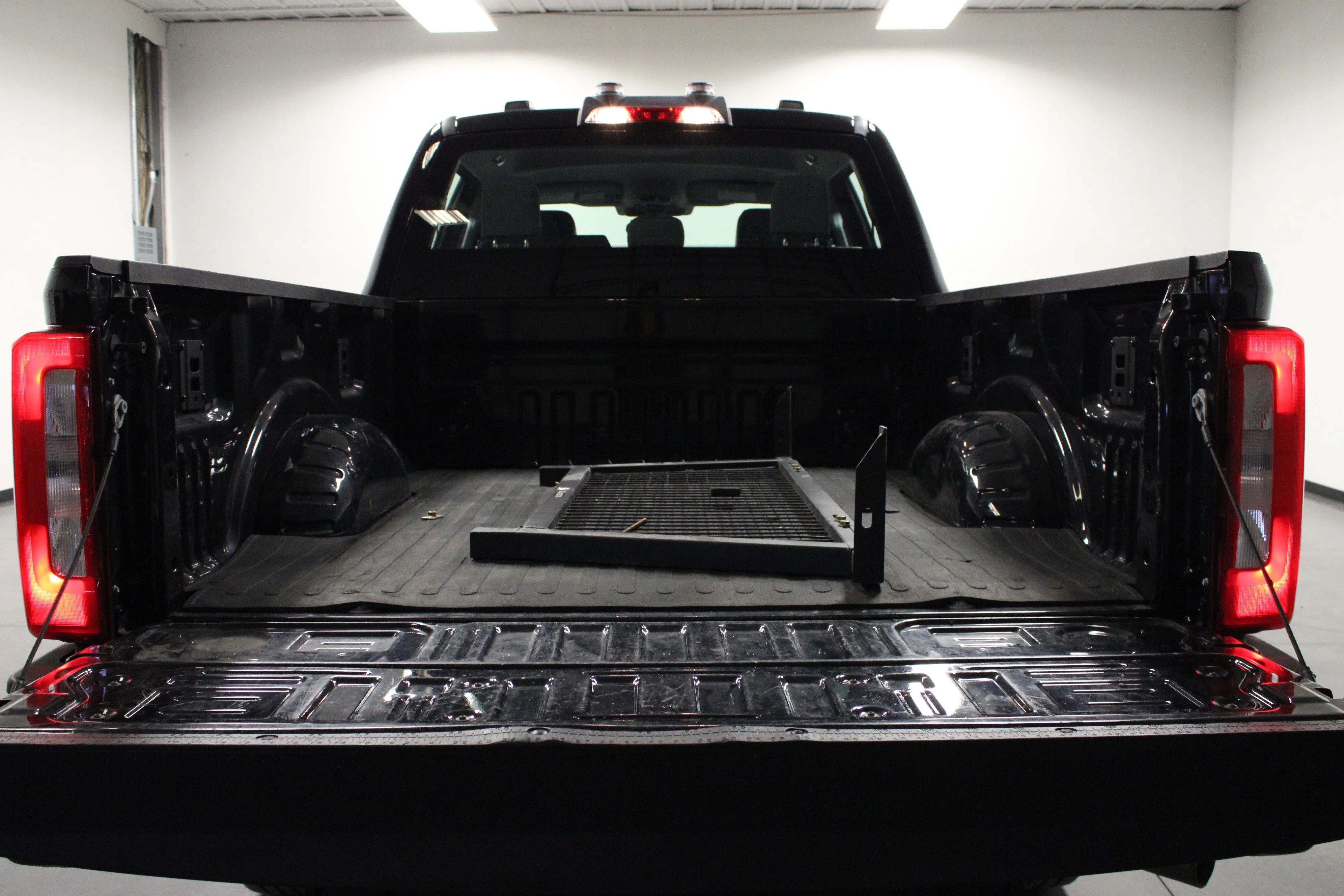 Used 2024 Black Metallic Ford XL image 11