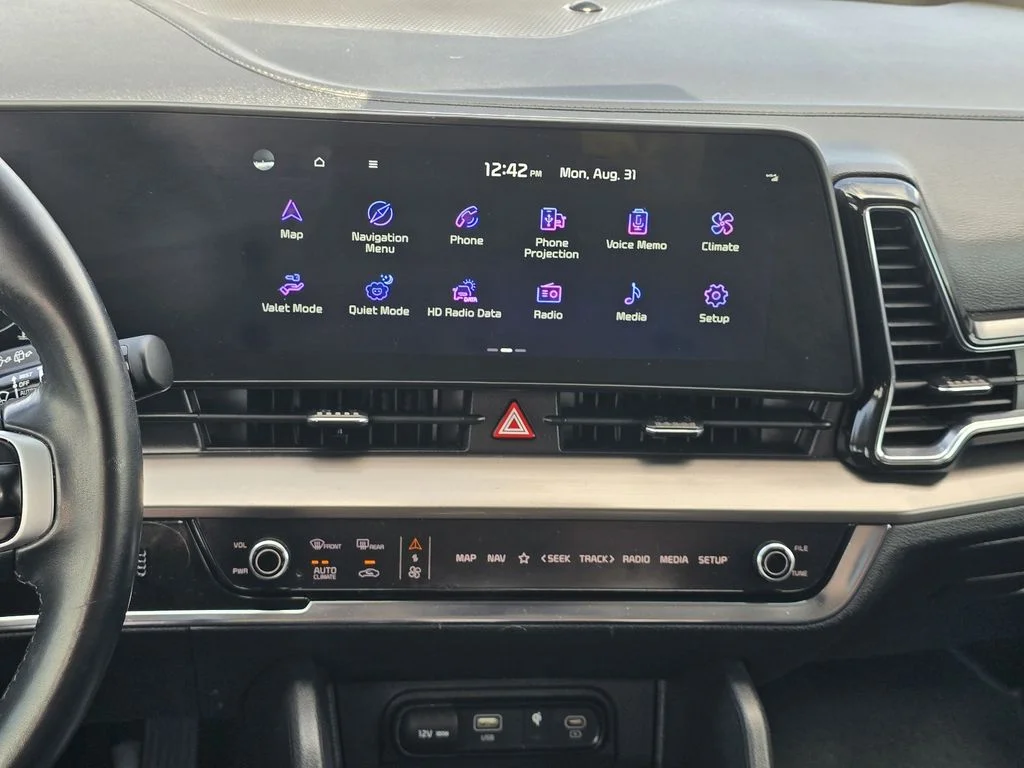 Used 2023 Glacial White Pearl Kia EX image 15